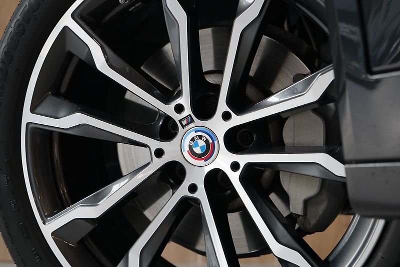 BMW X3 30e xDrive, M Sport, Head-up - fotka 13 z 42
