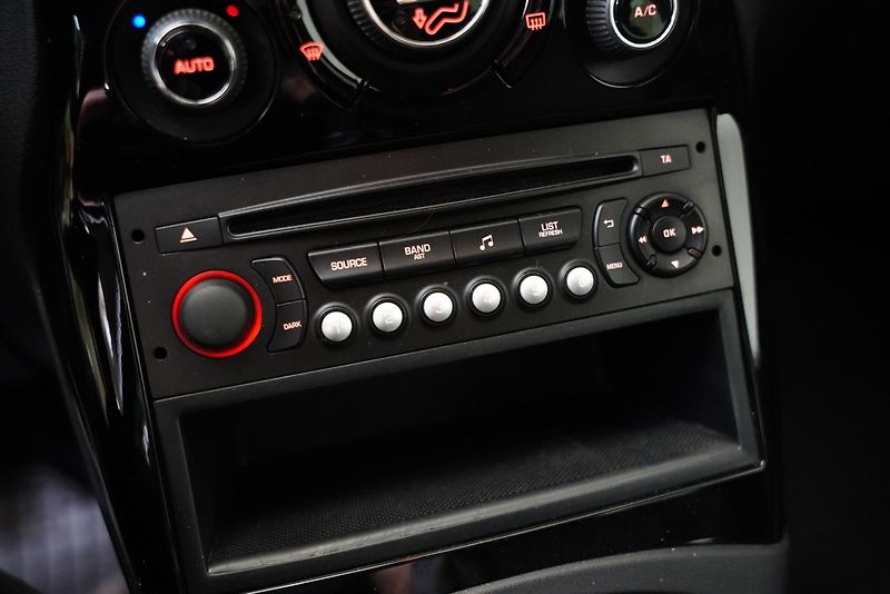 Citroën C3 Picasso - fotka 18 z 22