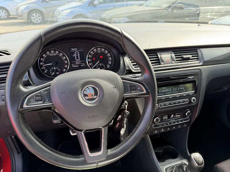 Škoda Rapid 1.6 TDI, 77kw, SPORT - fotka 10 z 16