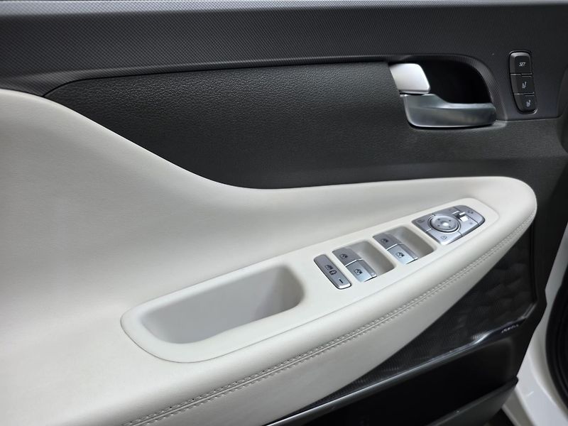 Hyundai Santa Fe 1.6-HYBRID-PREMIUM-PANORAMA - fotka 19 z 21