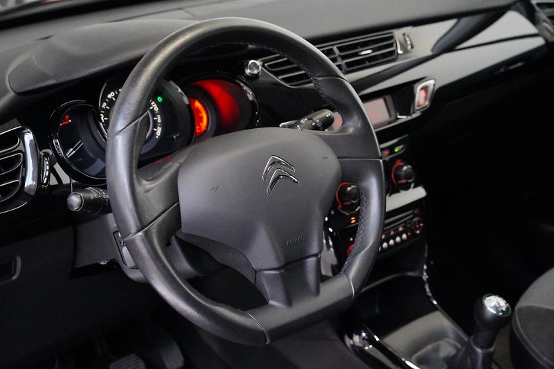 Citroën C3 - fotka 15 z 27