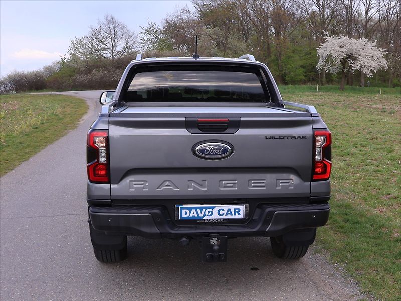 Ford Ranger 3,0 V6 TDi Double Cab Wildtrak - fotka 6 z 33