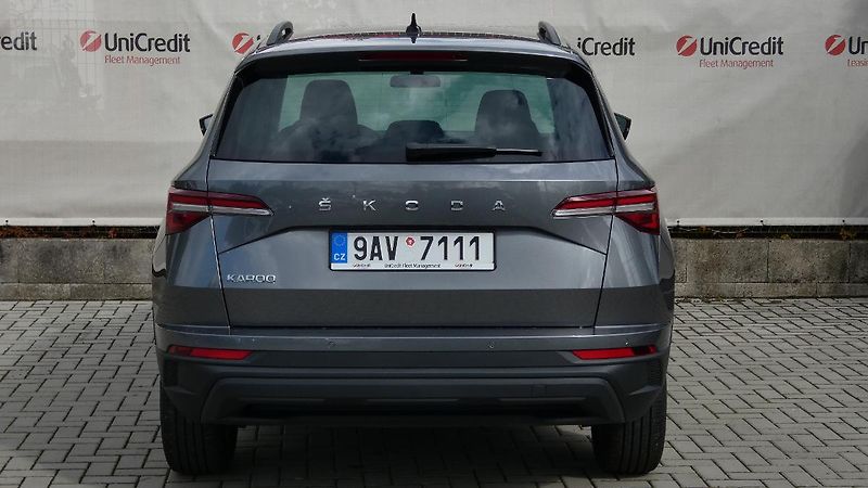 Škoda Karoq 1,5 TSI Ambition DSG - fotka 4 z 21