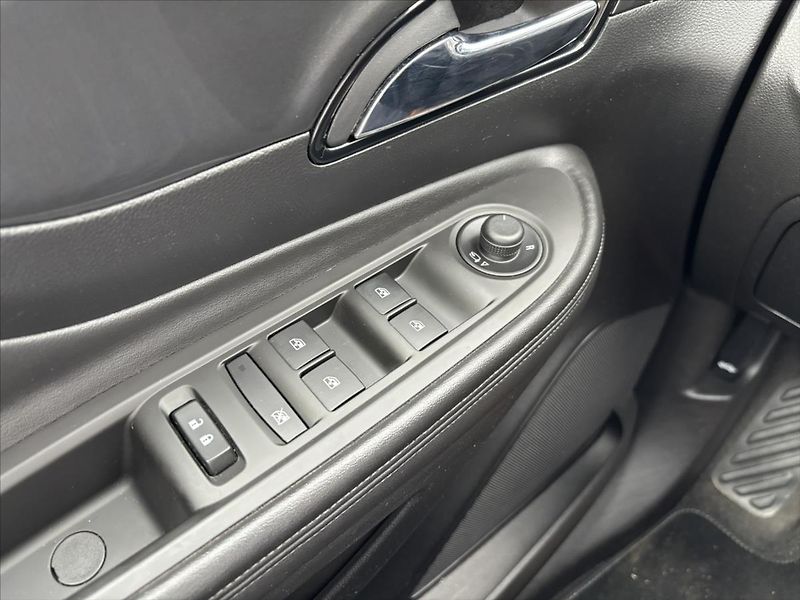 Opel Mokka 1,4 Turbo 4x4 Cosmo - fotka 25 z 35