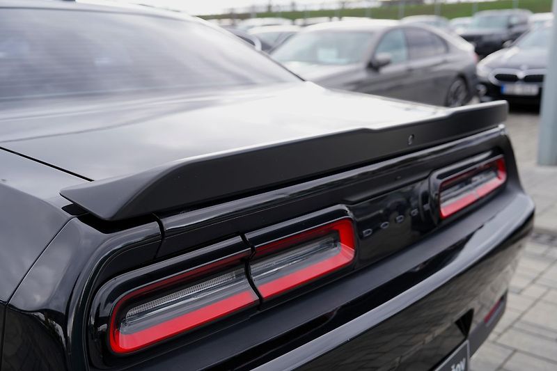 Dodge Challenger 3.6 V6 automat,/kůže/xenony - fotka 22 z 38