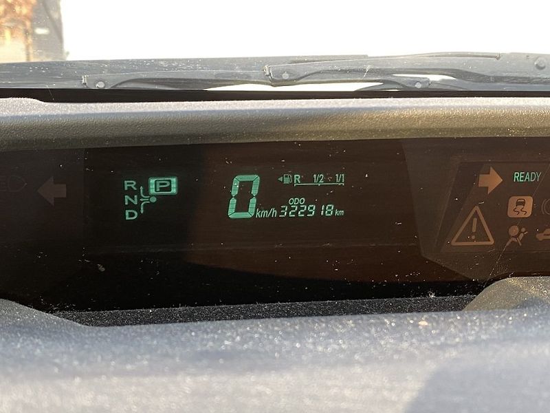 Toyota Prius 1.5HSD, ČR, 2x kola, STK - fotka 9 z 11