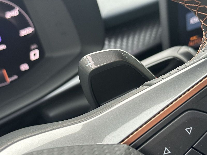 Cupra Terramar (2025) 2.0 TSI 4Drive DSG - fotka 21 z 34