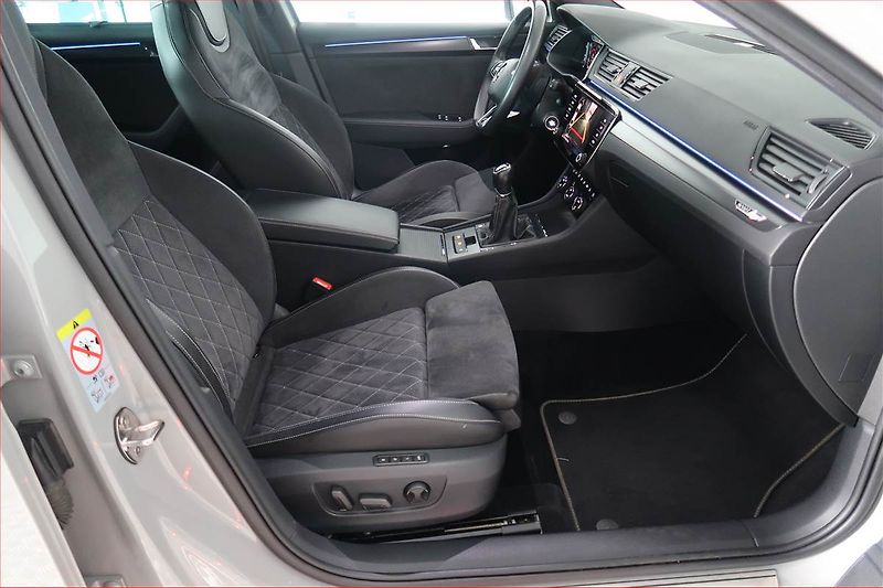 Škoda Superb (2020) Sportline 2.0 TDI - fotka 9 z 20