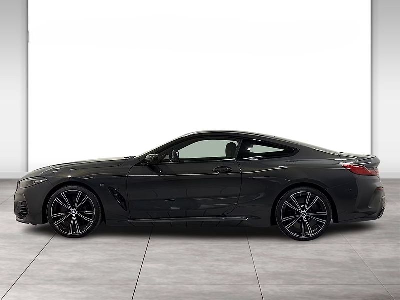 BMW Řada 8 (2025) M850i xDrive Coupé 08/2025 TOP - fotka 3 z 9