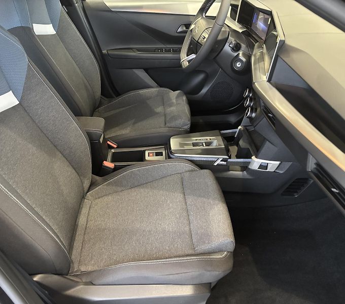 Opel Frontera (2026) EDITION 1.2 TURBO Hybrid - fotka 14 z 15