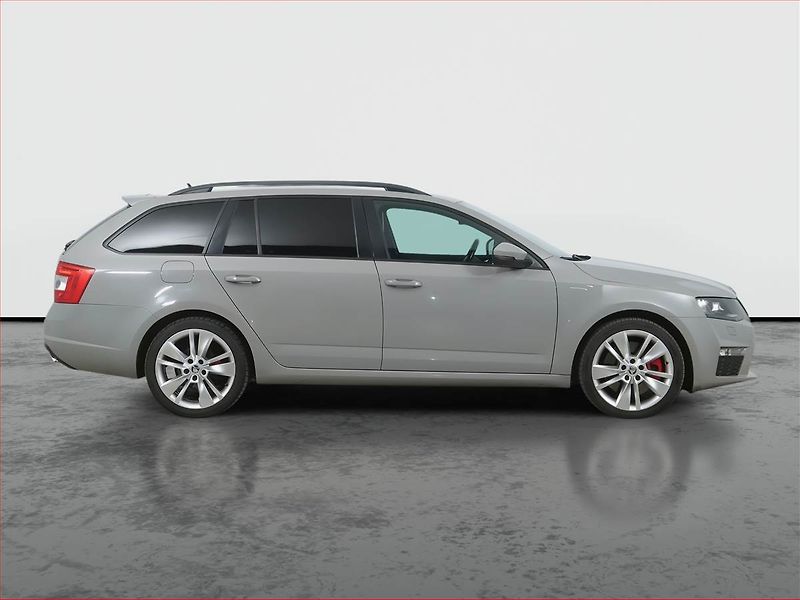 Škoda Octavia (2015) RS 2.0 TDI, Automat, Kůže - fotka 6 z 16