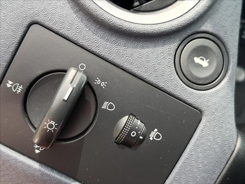 Ford Fusion 1,4 i DIGIKLIMA 57tKm PŮVOD ČR - fotka 16 z 27
