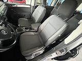 Volkswagen Touran 1,2   TSI 81kW,2.MAJ,SERVISKA - náhled 19