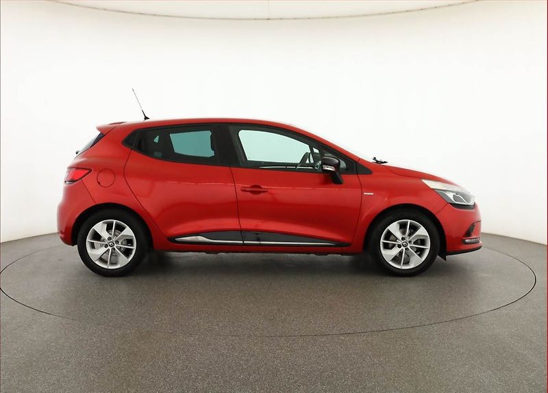 Renault Clio (2018) 0.9 TCe - fotka 6 z 17