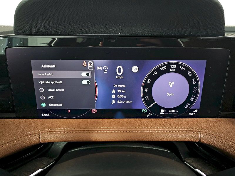 Škoda Superb (2025) Combi 2.0TDI 142kW 4X4 Laurin - fotka 12 z 35