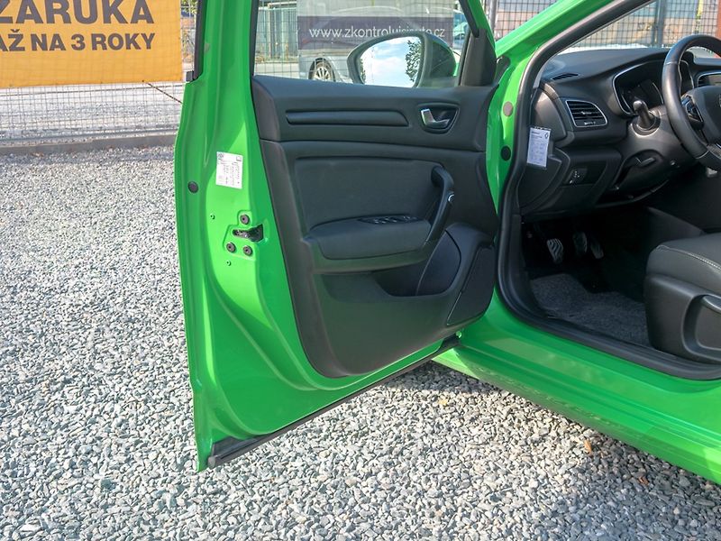 Renault Mégane (2020) 1.4i 75KW - zelená VALENCIA - fotka 11 z 45