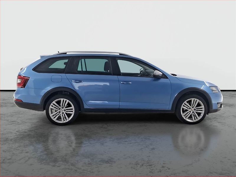 Škoda Octavia (2018) Scout 1.8 TSI, 4X4, Automat - fotka 6 z 23