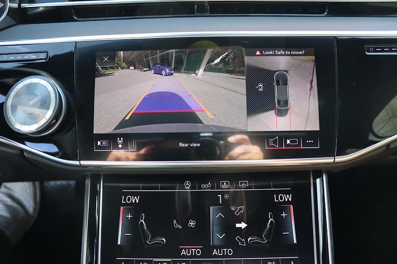 Audi A8 - fotka 37 z 68