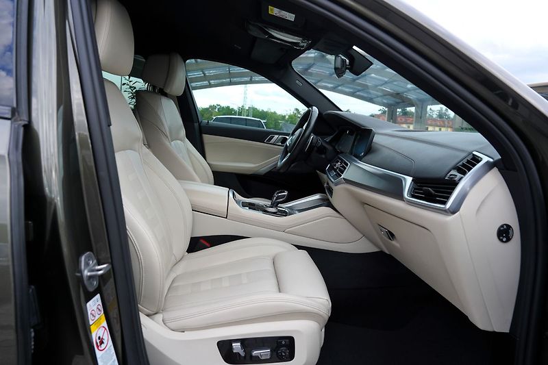 BMW X6 30d xDrive/Mpaket/DPH/1.maj. - fotka 28 z 47