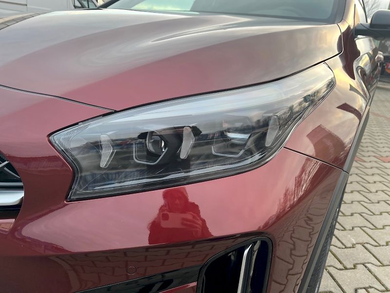 Kia XCeed (2025) - fotka 8 z 34