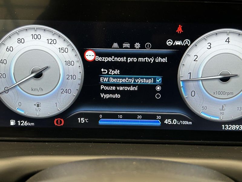 Hyundai Tucson 1.6 T-GDI SMART - fotka 21 z 37