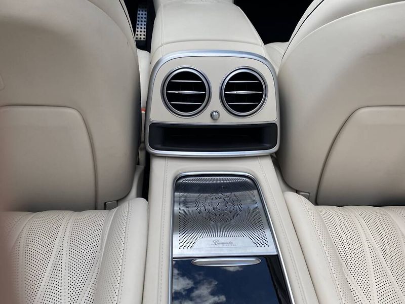 Mercedes-Benz Třídy S (2018) S 65 AMG Kabriolet - fotka 27 z 29