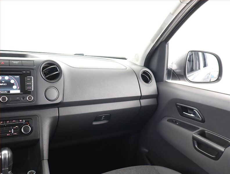 Volkswagen Amarok (2014) 2.0 BiTDI, 4X4, Automat - fotka 8 z 22