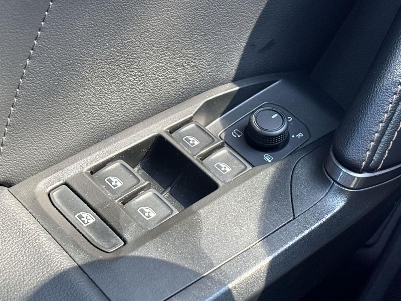 Cupra Formentor (2024) 1.5 TSI DSG - fotka 17 z 31