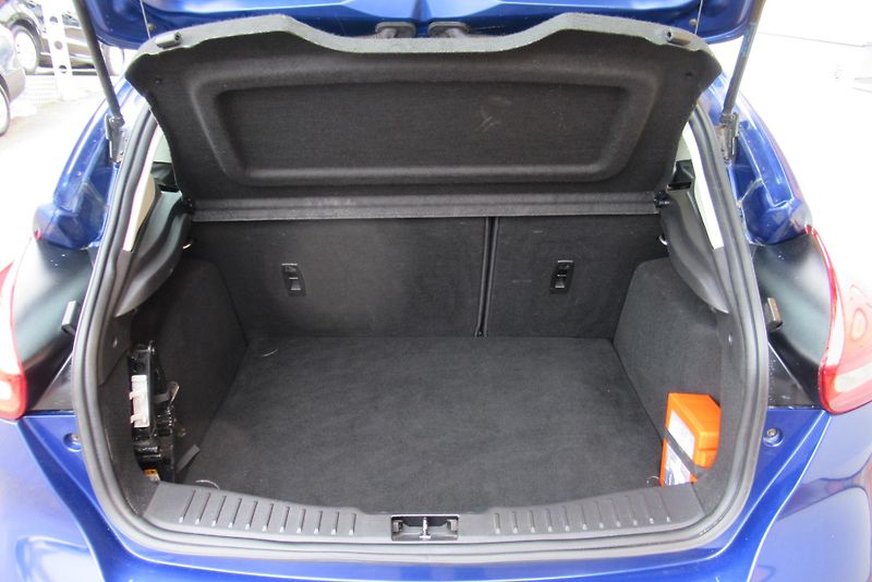 Ford Focus 1.6 TDCi AUT. KLIMA - fotka 18 z 19