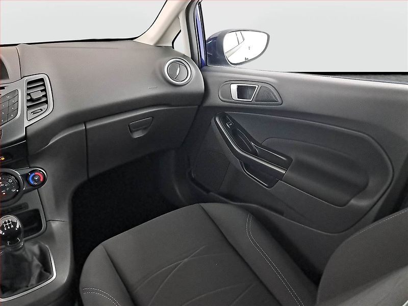 Ford Fiesta (2015) Titanium 1.25 - fotka 8 z 15