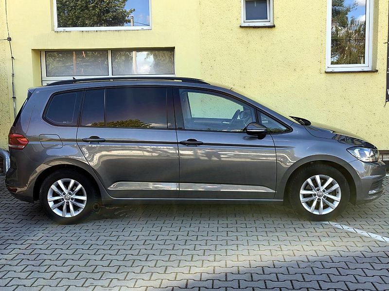 Volkswagen Touran 1,2TSi, 7míst, CEBIA   - fotka 5 z 44