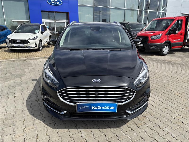 Ford S-MAX 2,5 HEV 140kW Titanium - fotka 8 z 47