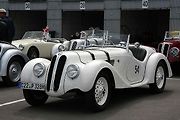 BMW 328 vyfocené v červnu roku 2007.