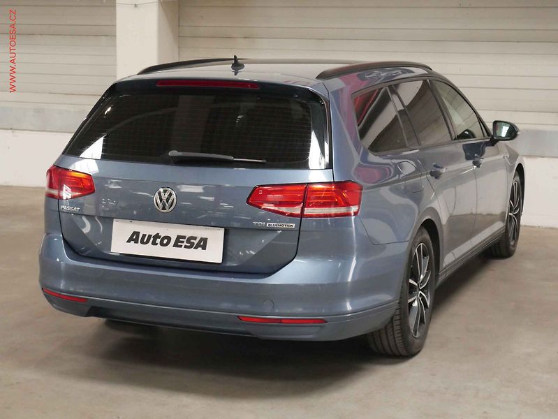 Volkswagen Passat (2016) 1.6TDi, LED, TZ, park.čidla - fotka 6 z 21