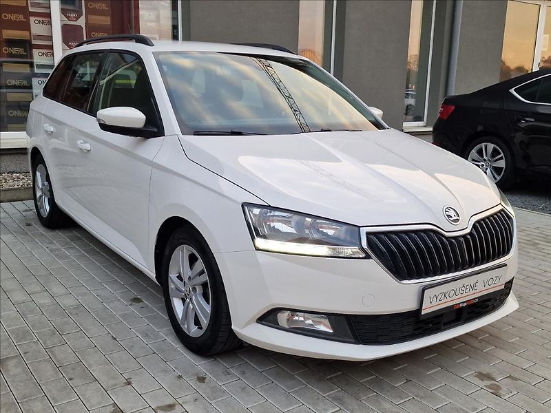 Škoda Fabia 1.0 TSI 70kW Combi Tour,1.Maj - fotka 3 z 47