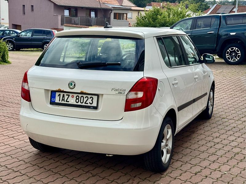 Škoda Fabia (2010) 1.2TSI - fotka 5 z 20