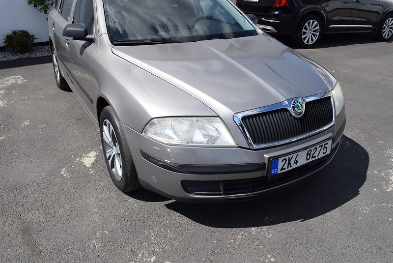 Škoda Octavia (2007) 1.6MPI 75kw CLASSIC KLIMA  - fotka 4 z 38