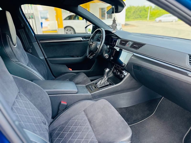 Škoda Superb (2022) 2.0TDi 4X4 SPORTLINE, V ZÁRUCE - fotka 9 z 23