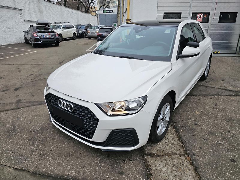 Audi A1 25TFSI černá střecha 1.maj - fotografie inzerátu