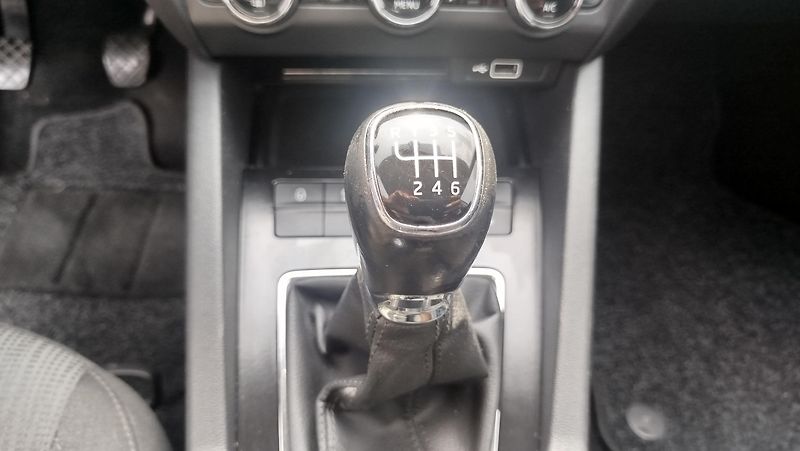 Škoda Octavia (2018) 1.5 tsi  TAŽNÉ ZAŘÍZENÍ  - fotka 15 z 30