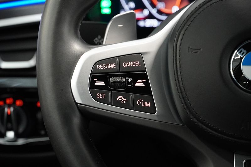 BMW Řada 5 520dxDrive,M-Packet,Tažné,ACC - fotka 23 z 37