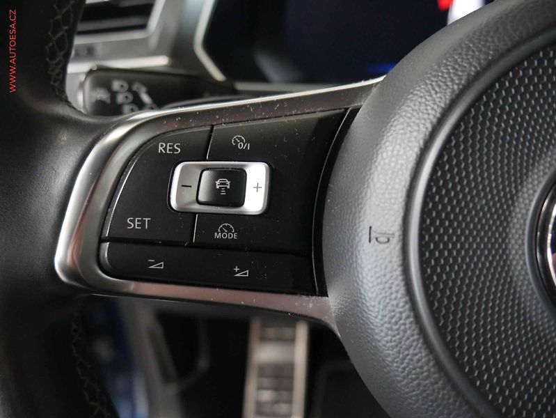 Volkswagen Tiguan (2018) 2.0 TDi Allspace, 1.maj,ČR - fotka 15 z 24