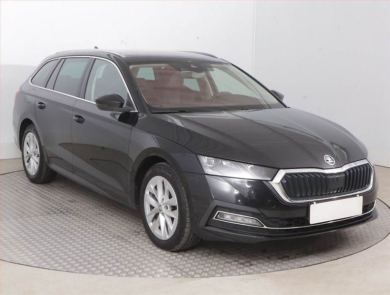 Škoda Octavia (2022) 2.0 TDI, Kůže, Navi, Tempomat - fotografie inzerátu