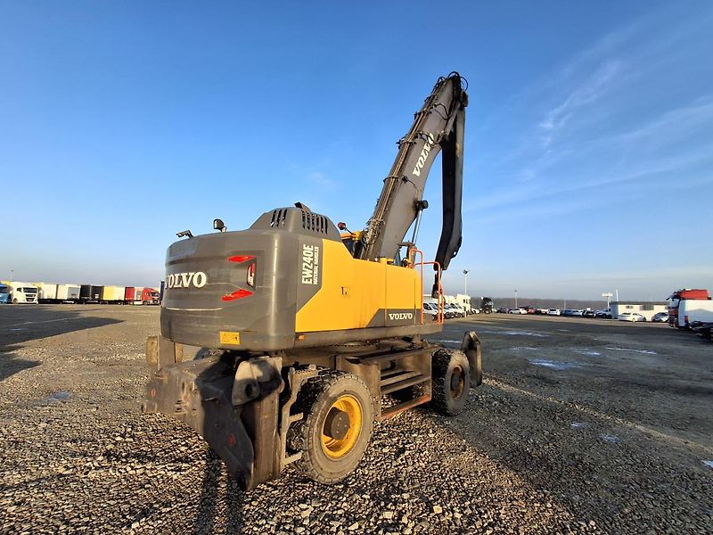 Volvo (2020) EW240EMH material handling - fotka 3 z 9