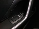Peugeot 2008 (2018) 1.2 PureTech, Automat - náhled 14