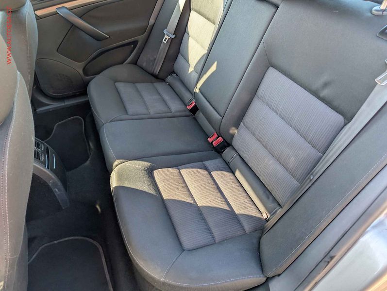 Škoda Octavia (2008) 2.0 TDi, ČR, Elegance, TZ - fotka 10 z 16