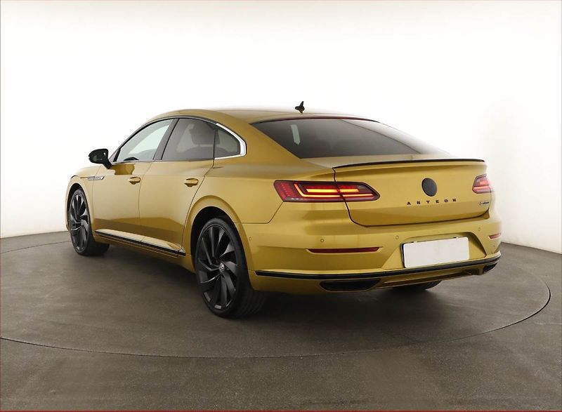 Volkswagen Arteon (2018) 2.0 TDI 4Motion - fotka 4 z 20