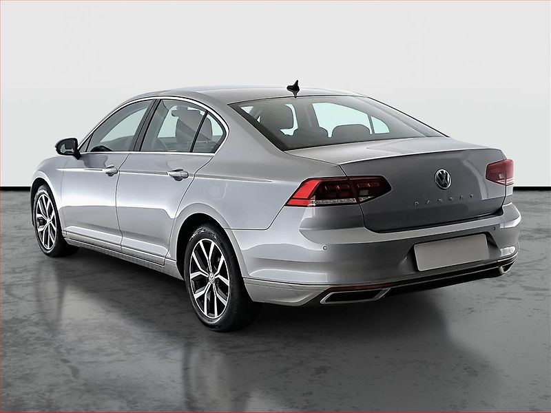 Volkswagen Passat (2019) 1.5 TSI, Automat, Kůže, Navi - fotka 4 z 19