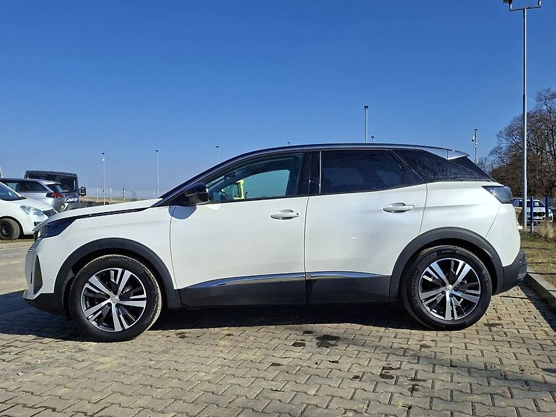 Peugeot 3008 ALLURE 1,2 PT 130k M6 - fotka 4 z 28