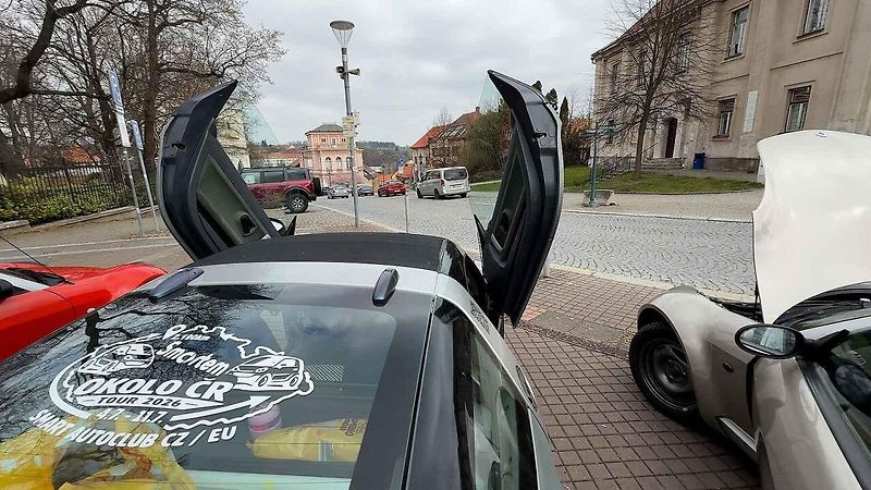 Malá auta, velká srdce. Smarťáci navštívili jarní Vlašim a adoptovali mývala